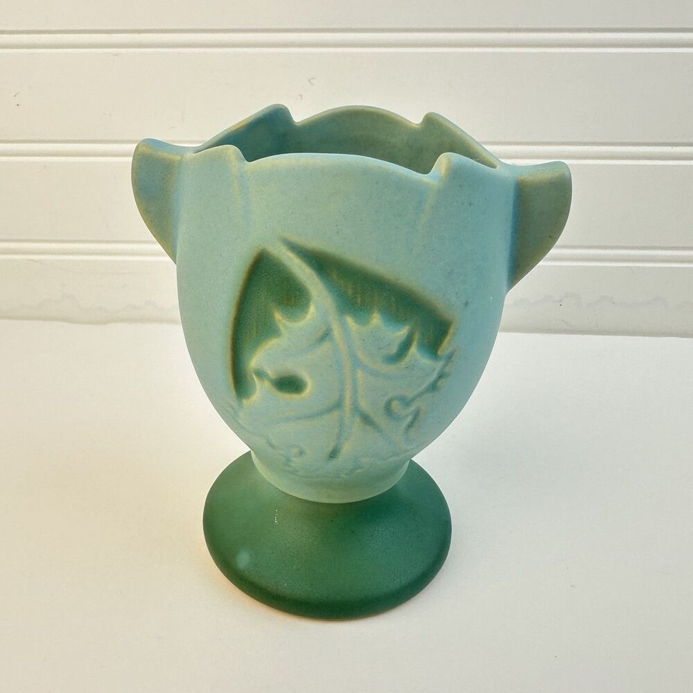 Vintage Roseville Pottery Aqua Blue Green Silhouette Vase With Oak Leaves 779-5